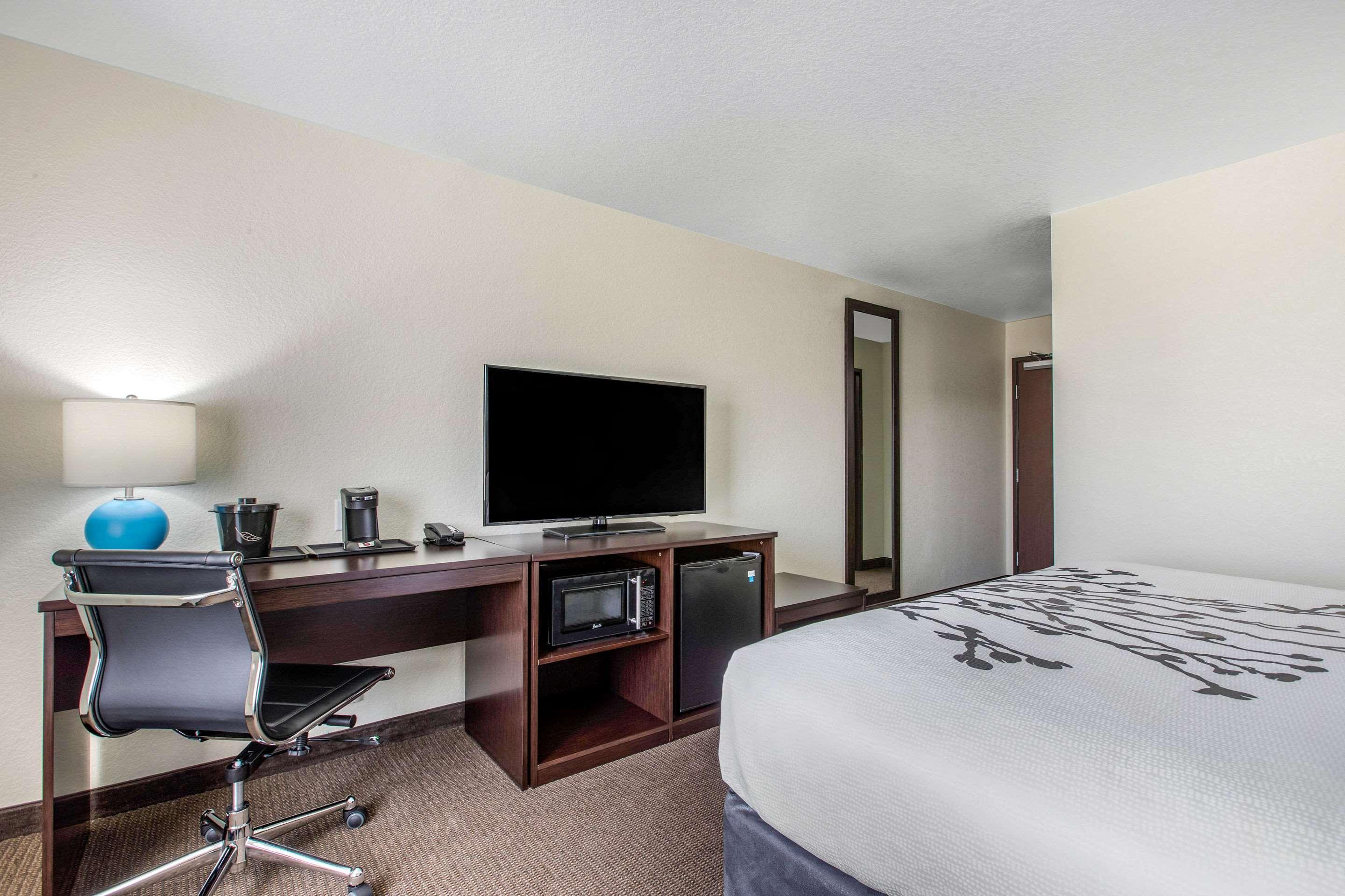 Sleep Inn & Suites Ankeny - Des Moines Exteriör bild