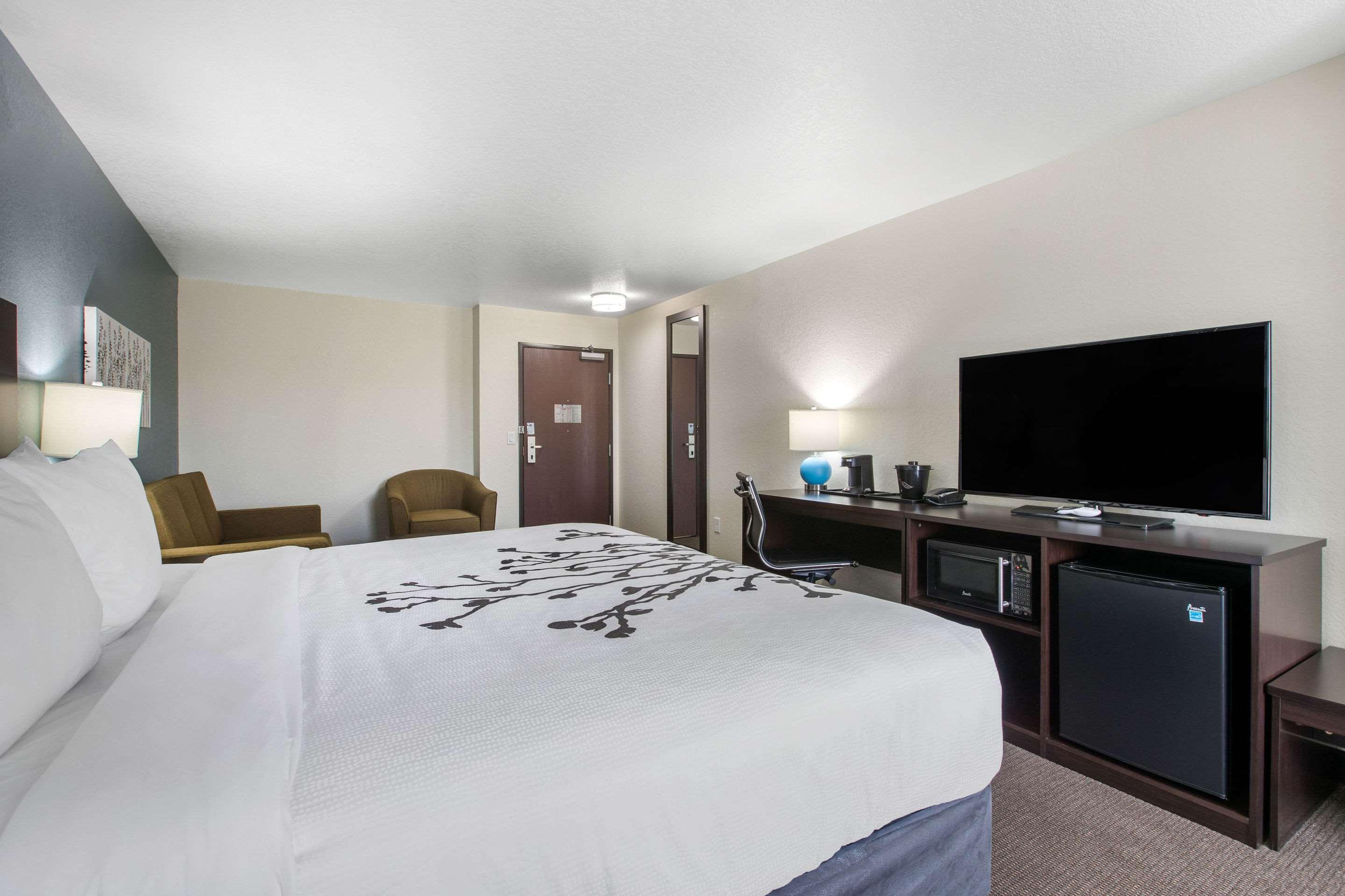 Sleep Inn & Suites Ankeny - Des Moines Exteriör bild