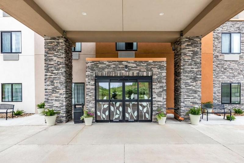 Sleep Inn & Suites Ankeny - Des Moines Exteriör bild