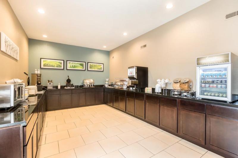 Sleep Inn & Suites Ankeny - Des Moines Exteriör bild